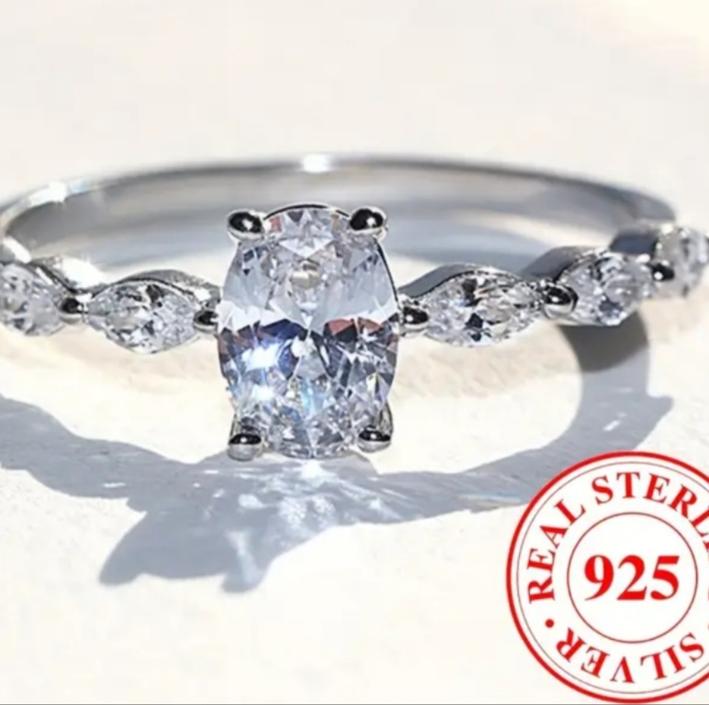 925 Sterling Silver oval stone.Size 7. Boutique New Fast Ship. - Picture 5 of 6